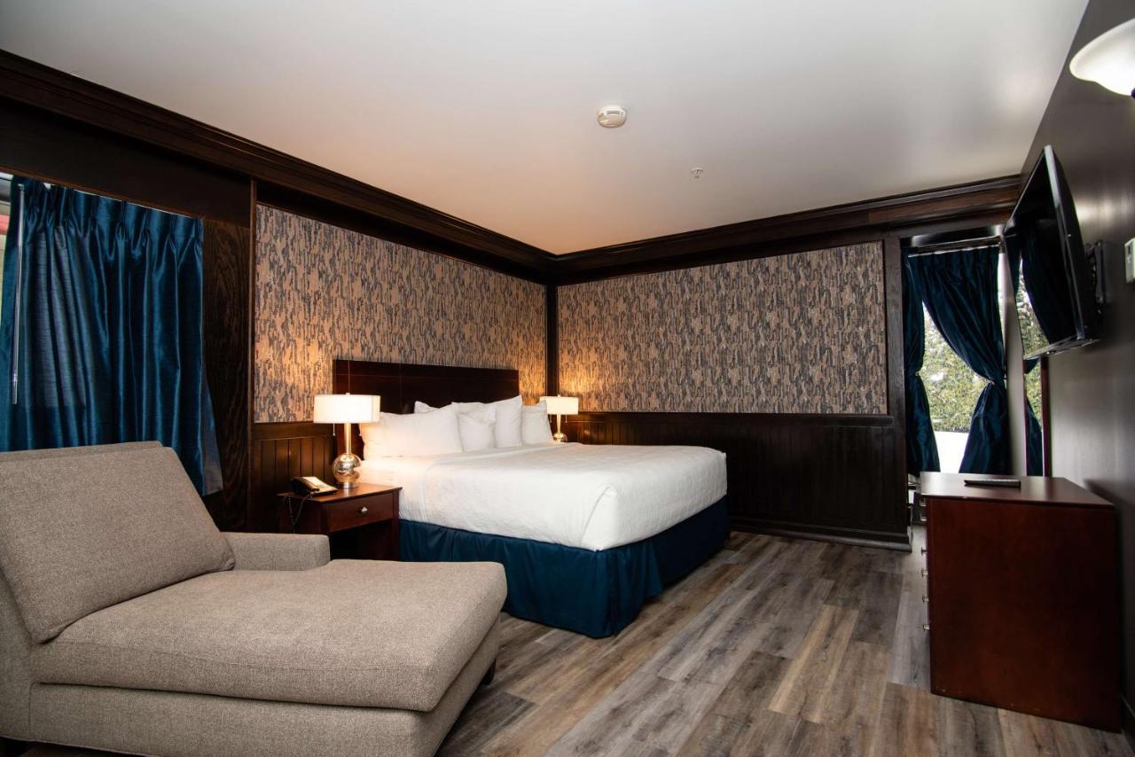 Best Western Plus Plattsburgh Exterior photo
