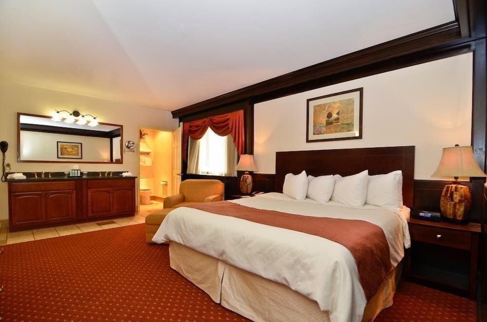 Best Western Plus Plattsburgh Exterior photo
