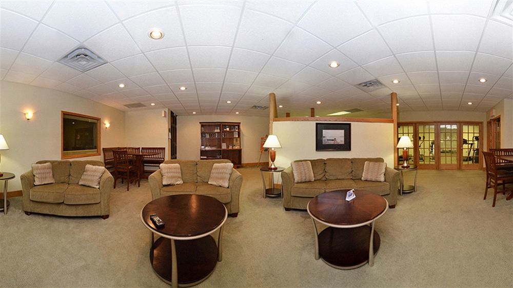 Best Western Plus Plattsburgh Exterior photo